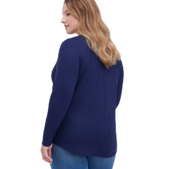 Torrid Navy Long Sleeve Waffle Notch Neck Shirt 5X - Picture 3 of 6